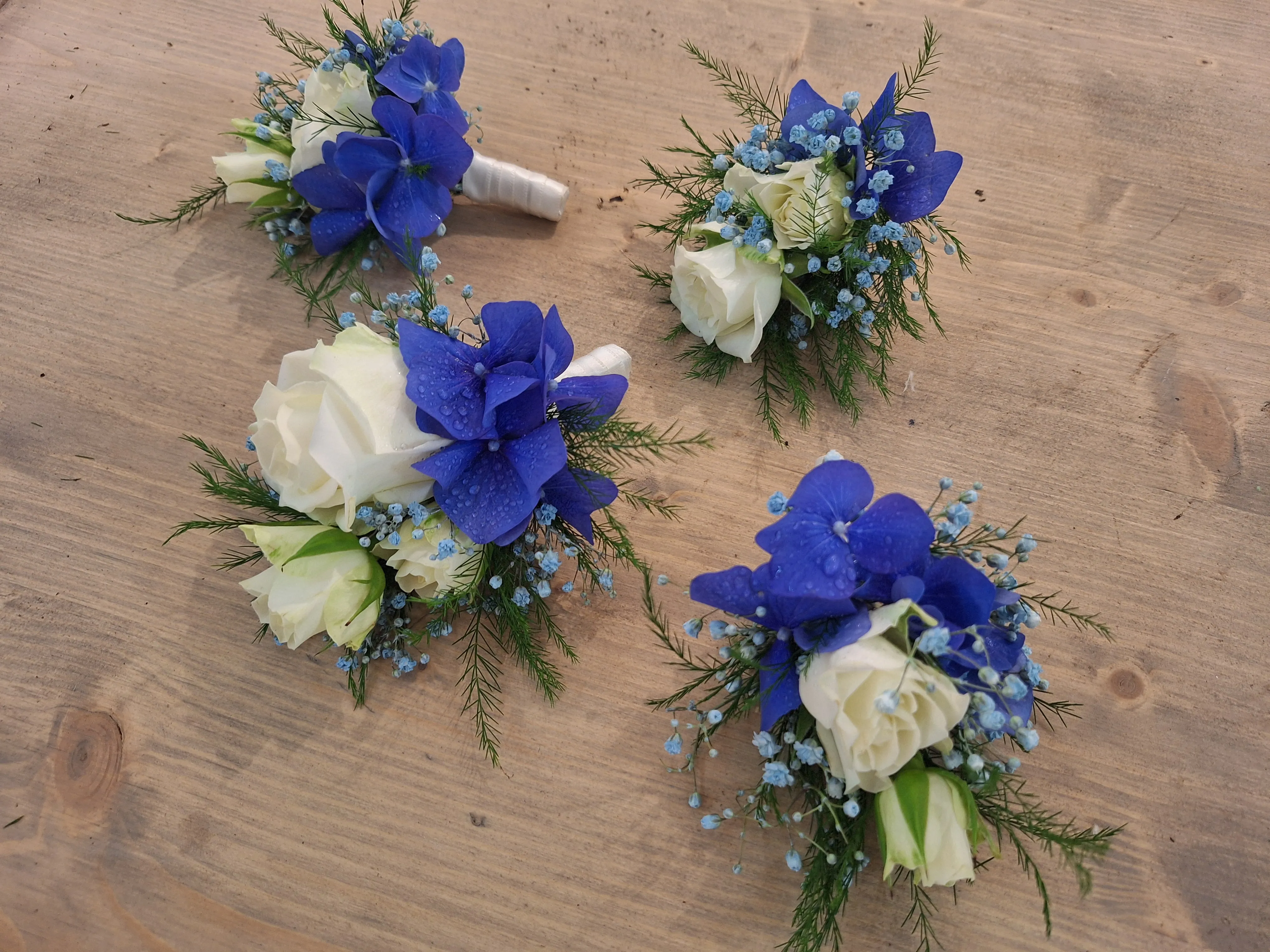 Blau weiß 2